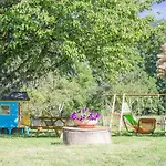 Holiday home Paisible En Auvergne Pour 6 Pers., Animaux Admis - Fr-1-489-127