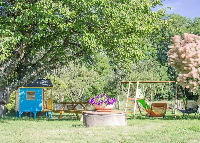 Casa de Férias Paisible En Auvergne Pour 6 Pers., Animaux Admis - Fr-1-489-127